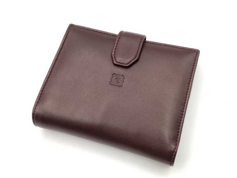 ロエベ買取　二つ折り財布